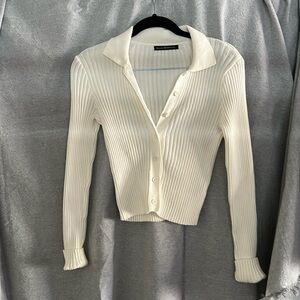 Brandy Melville sweet button down cardigan shirt long sleeve